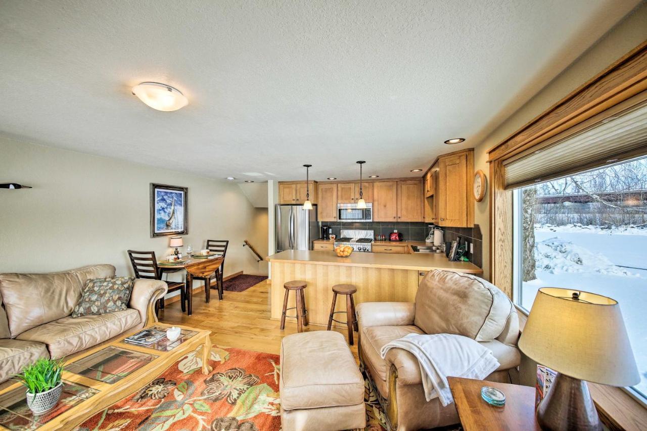 Lake Pend Oreille Condo With Porch And Mountain View! Sandpoint Bagian luar foto