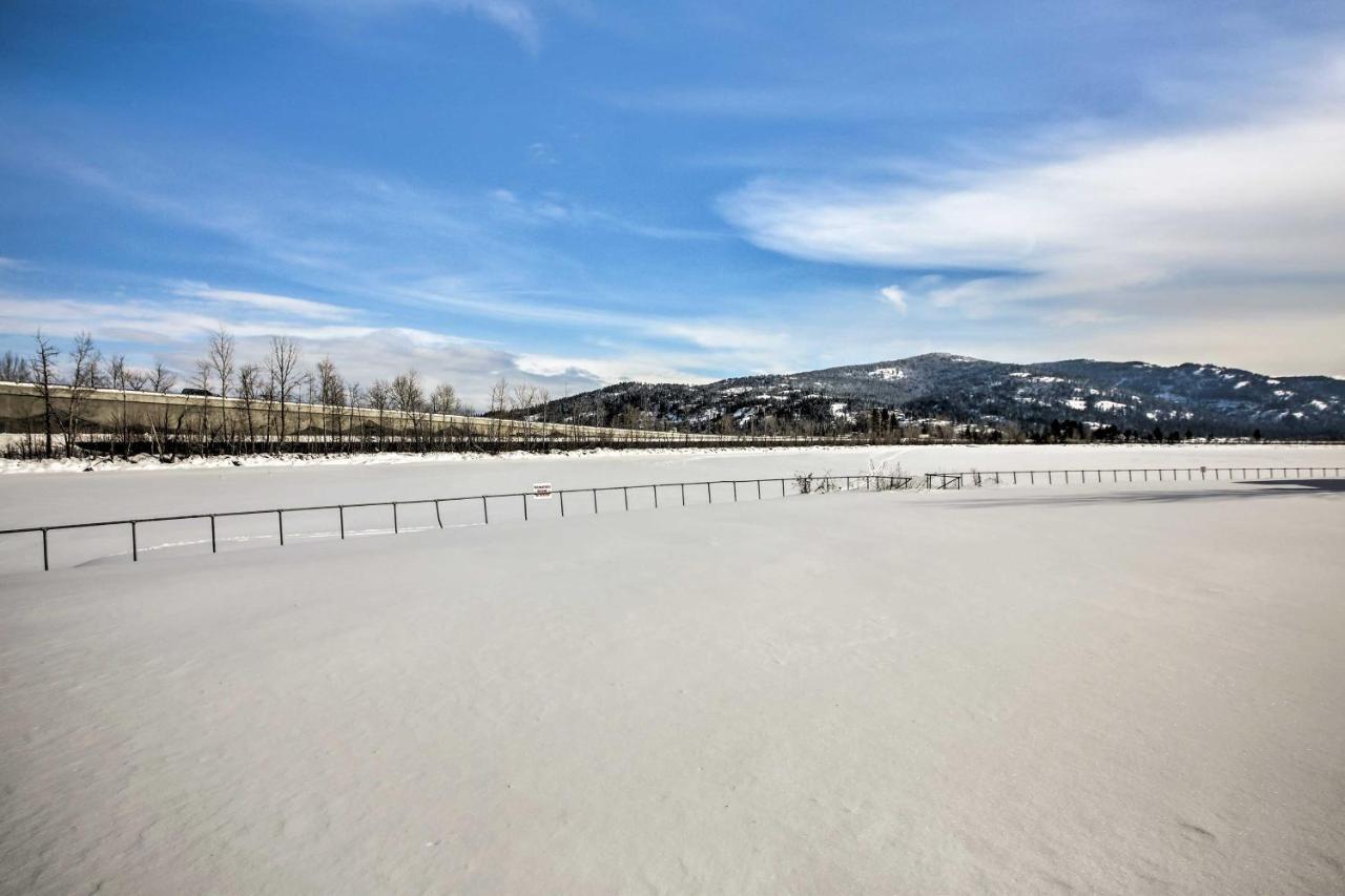 Lake Pend Oreille Condo With Porch And Mountain View! Sandpoint Bagian luar foto