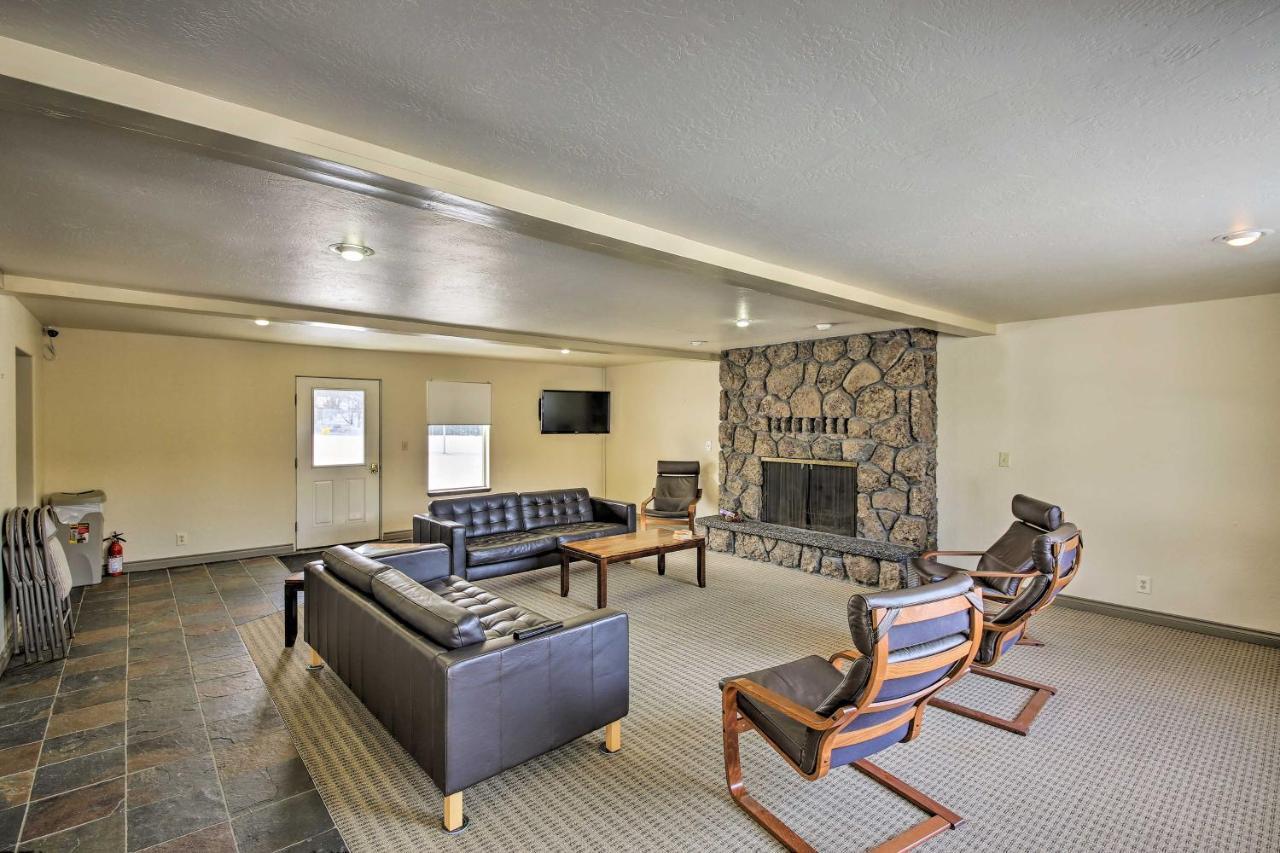 Lake Pend Oreille Condo With Porch And Mountain View! Sandpoint Bagian luar foto